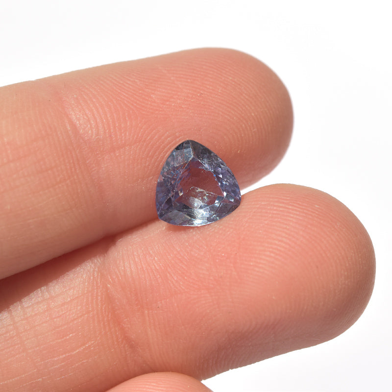 Purple-aquamarine tanzanite trilliant cut, ethically sourced from TAWOMA, 7.9x7.9mm SKU:TZ07