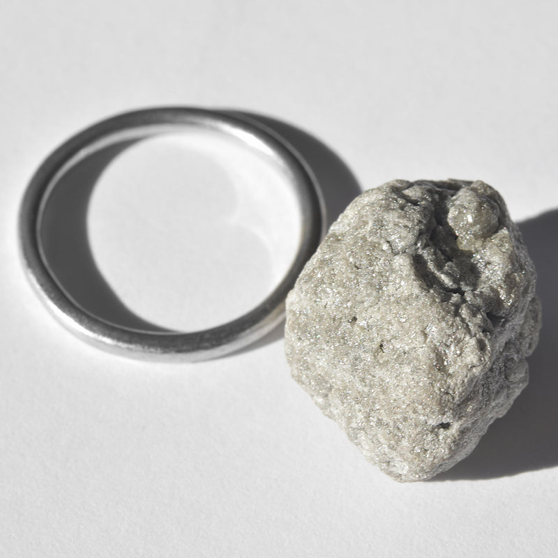 26.63 carat gray and chunky rough diamond