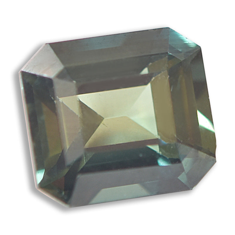 1.14 carat green-blue square sapphire from Madagascar