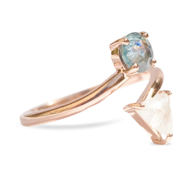 The Teumim Ring | A toi et moi ring with a rough diamond and teal sapphire - Ring Design for Ring Builder