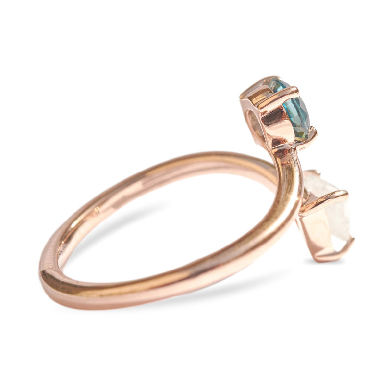 The Teumim Ring | A toi et moi ring with a rough diamond and teal sapphire