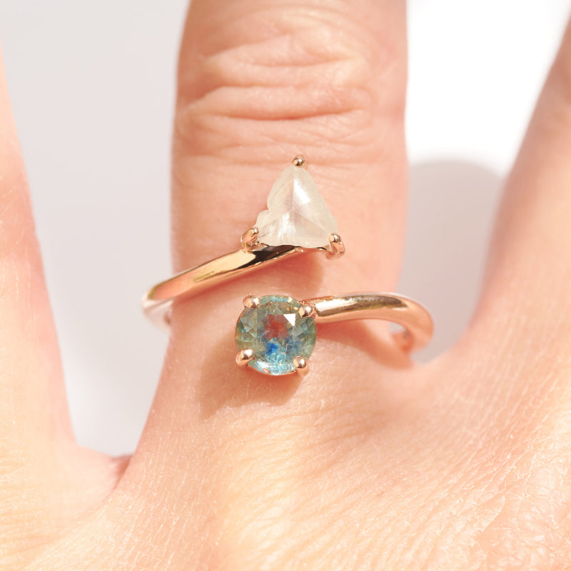The Teumim Ring | A toi et moi ring with a rough diamond and teal sapphire - Ring Design for Ring Builder