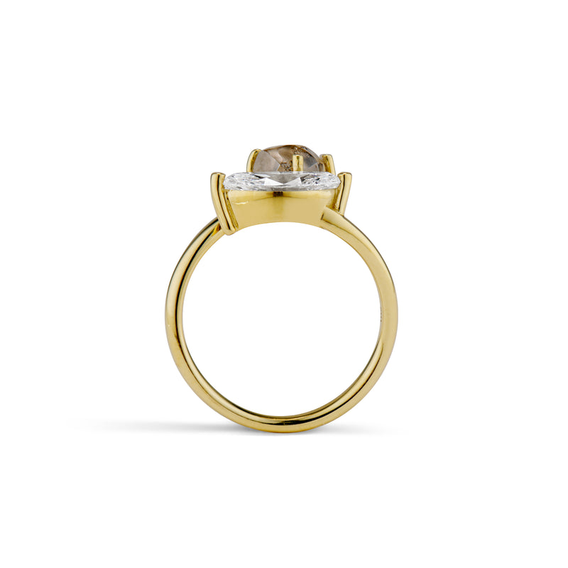 The Teumim Ring | A toi et moi ring with a rough diamond and a lab grown diamond