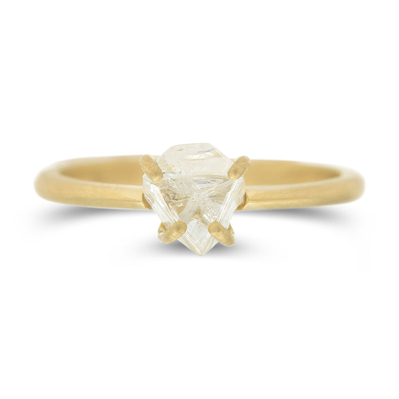 The Anna Ring Model - A graceful, high profile solitaire