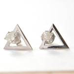 Triangle streetwear raw diamond earrings in white gold