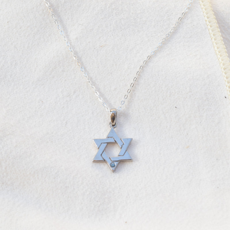 Star of David Pendant with Cornflower Blue Sapphire and Adjustable 16-18 Inch Chain