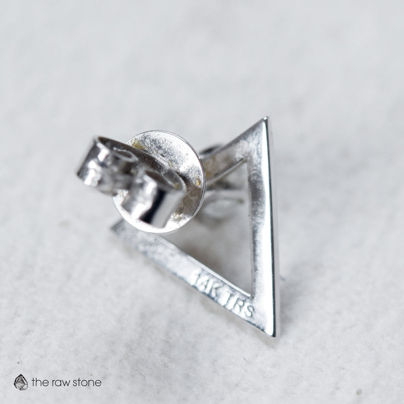 Triangle streetwear raw diamond earrings in white gold