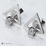 Triangle streetwear raw diamond earrings in white gold