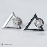 Triangle streetwear raw diamond earrings in white gold