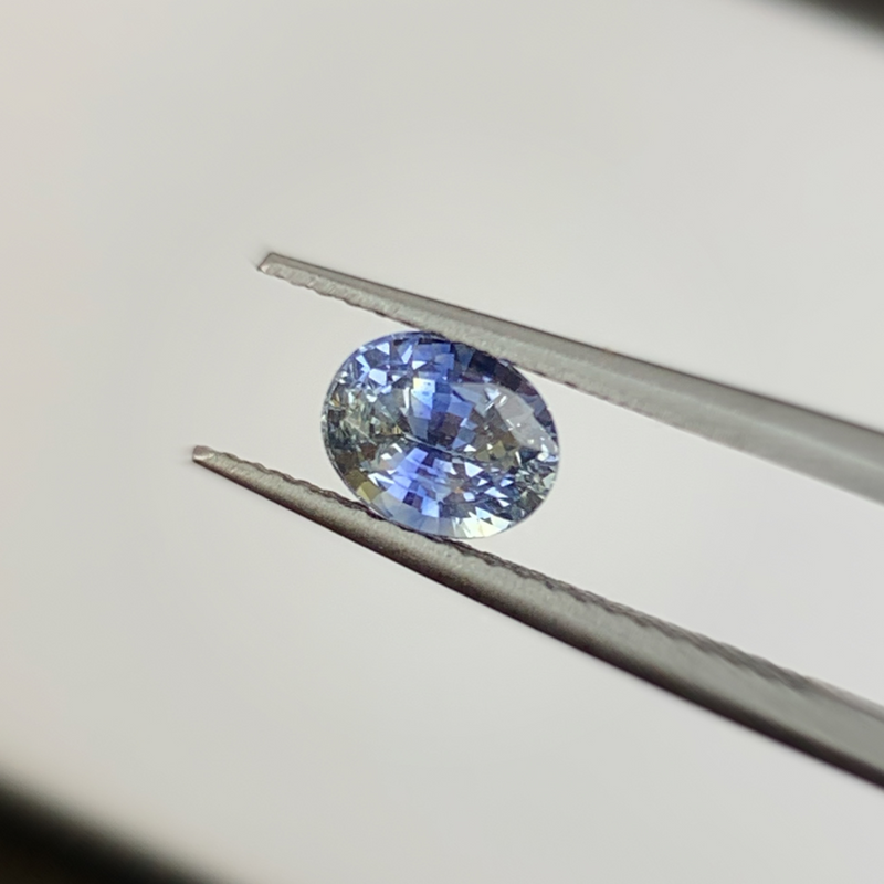 1.30 carat blue and yellow oval cut sapphire from Sri Lanka