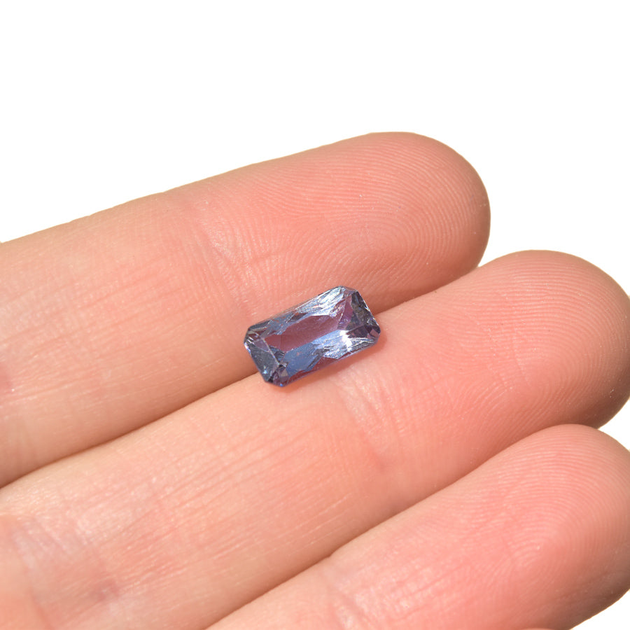 Pleochromatic rectangular tanzanite, ethically sourced from TAWOMA, 9.6x5.5mm SKU:TZ06