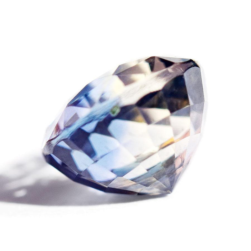 Blue-White Ceylon Sapphire - 2.55 carats cut Sri Lanka 