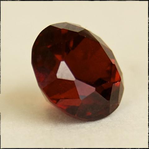 Garnet 10.5mm cut TAWOMA 